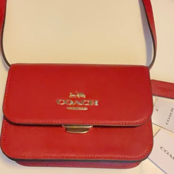Authentic Coach Red Shoulder/Crossbody Bag - Picture 11 of 16